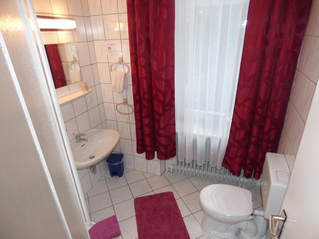 Hotel Diele Detmold Quarto foto