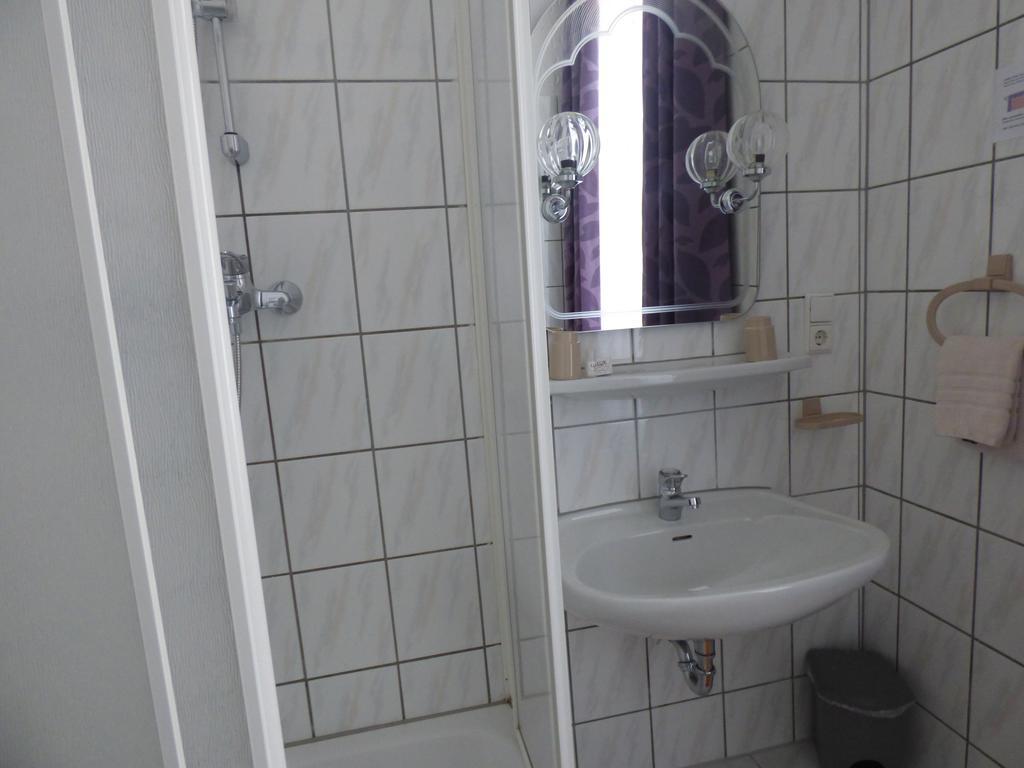 Hotel Diele Detmold Quarto foto
